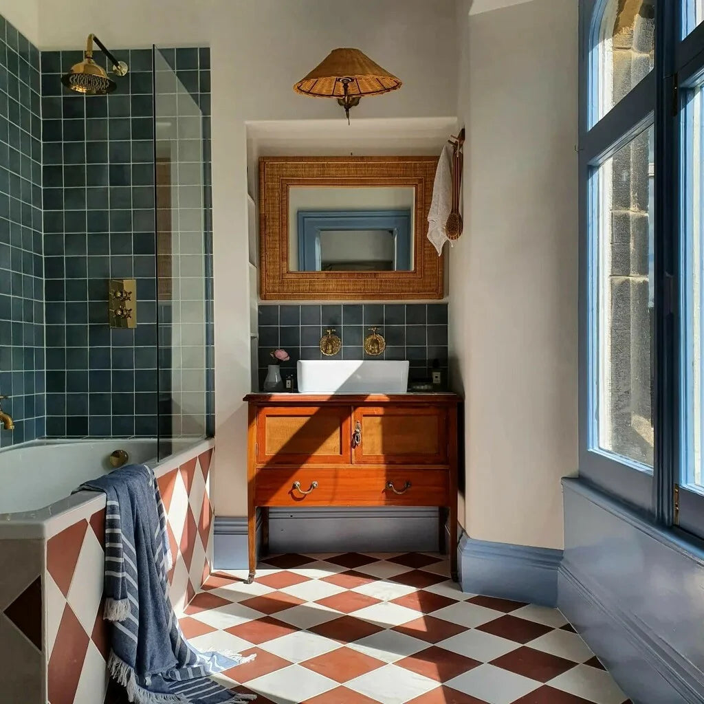 ARCHIVE COLLECTION: CLUNCH NO. 2009