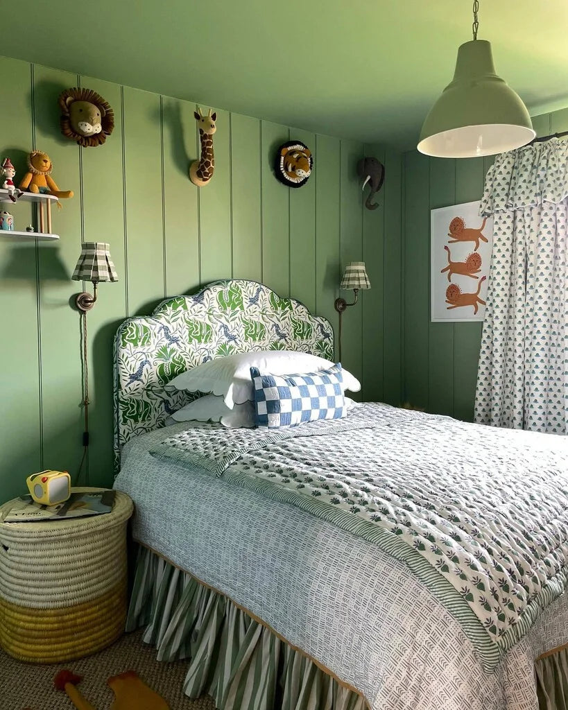 ARCHIVE COLLECTION: FOLLY GREEN NO. 76