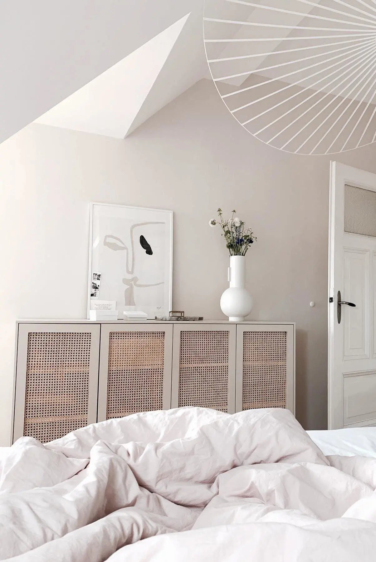 JOA’S WHITE NO. 226