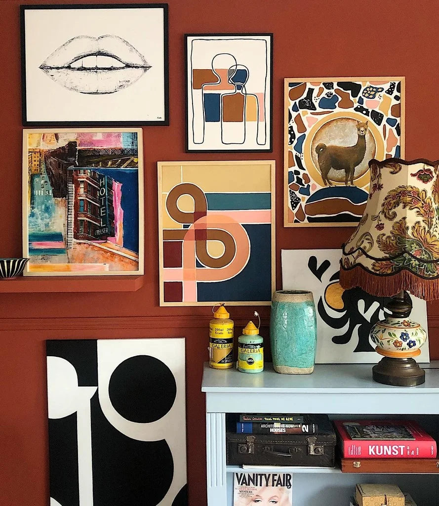 PICTURE GALLERY RED NO. 42