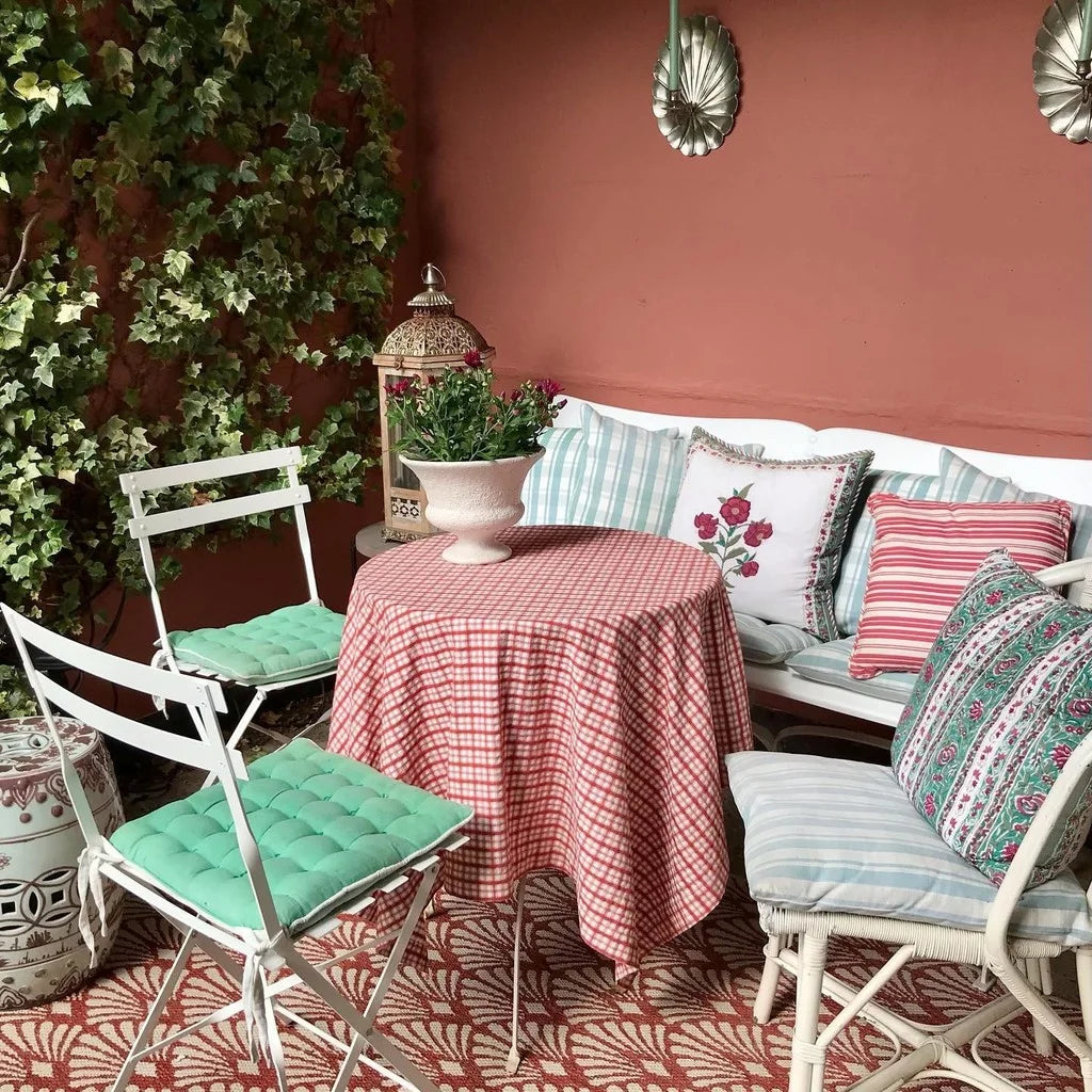 ARCHIVE COLLECTION: PORPHYRY PINK NO. 49