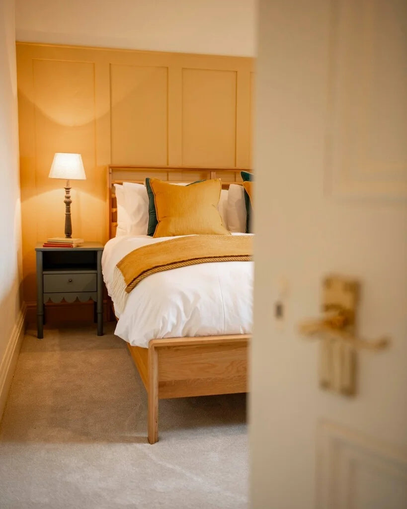 ARCHIVE COLLECTION: STRAW NO. 52