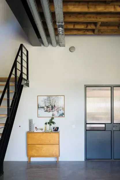 STRONG WHITE NO. 2001