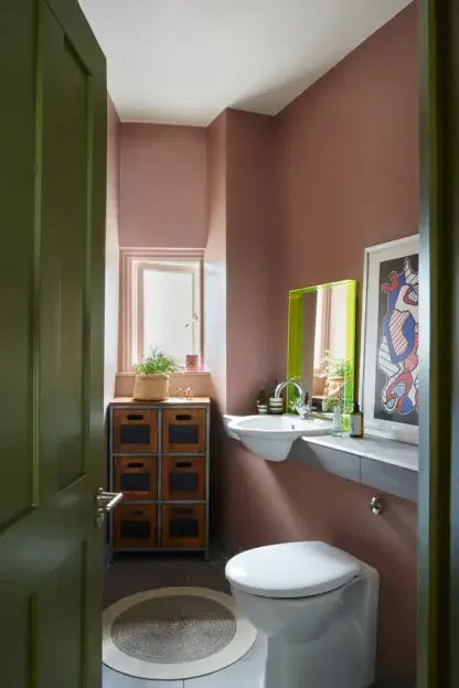 SULKING ROOM PINK NO. 295